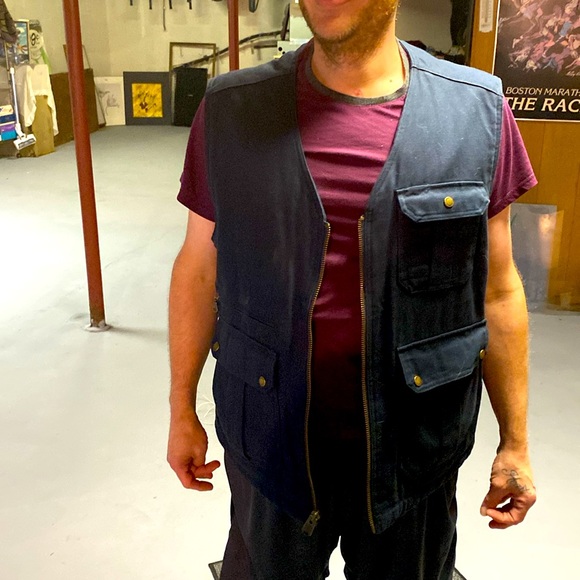 Duluth Heavy Vest - Picture 3 of 4